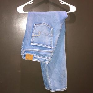 American Eagle Light-wash Jeans